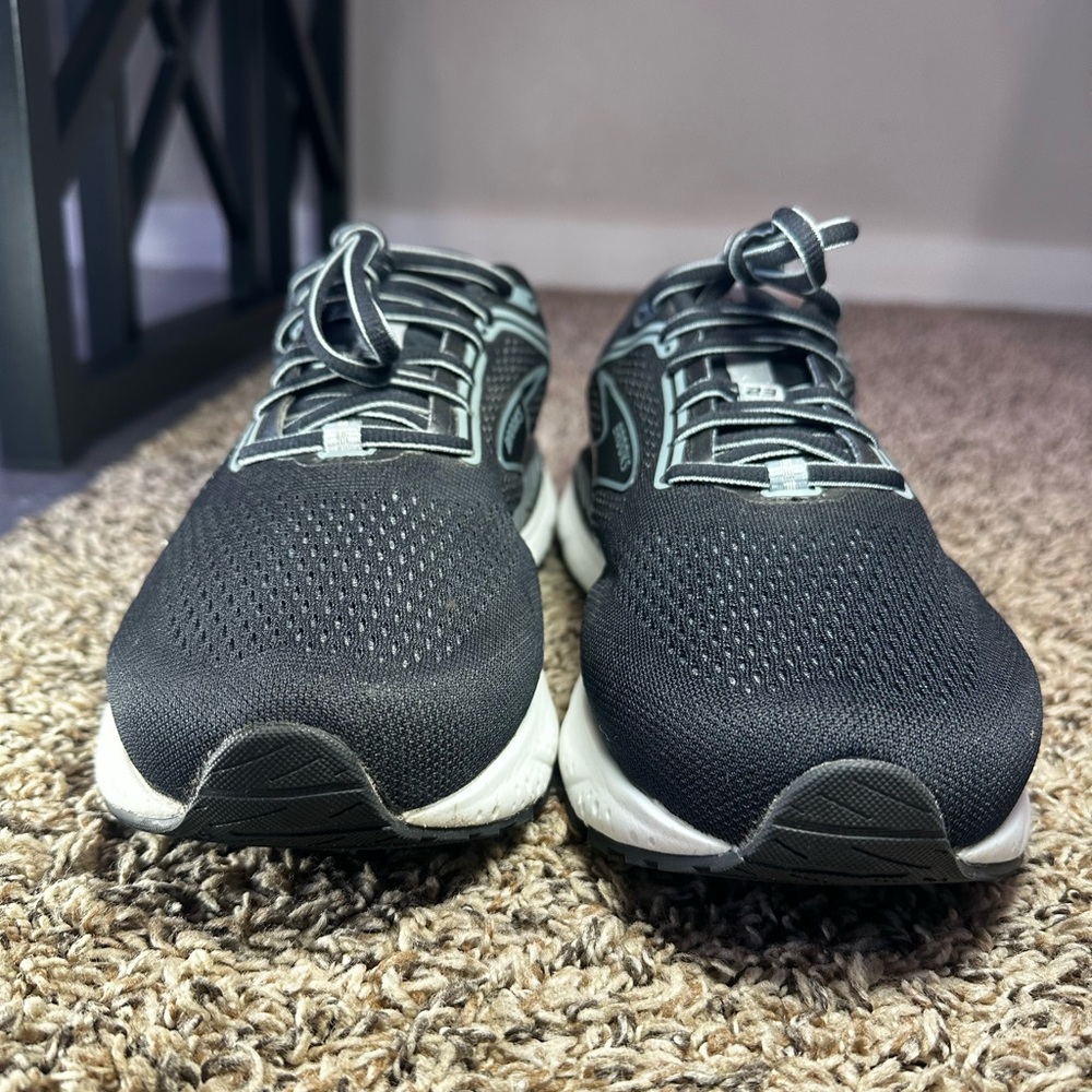 Brooks Ariel GTS 23 Running Shoes Women’s Size 9.5 (2E) Black White 1203902E090 - Picture 4 of 8